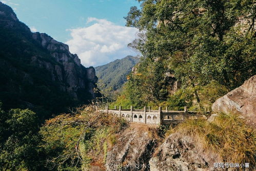 浙江奇山最多的雁荡山,琅琊榜曾在此取景,因山峰神似得名夫妻峰
